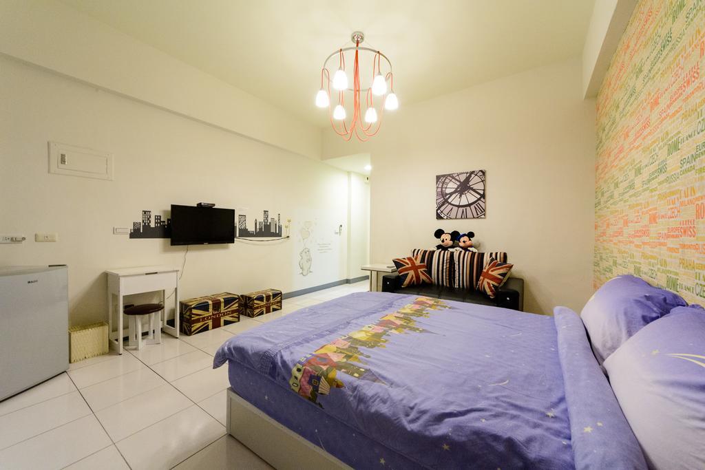 Play House Hotel Tainan Luaran gambar