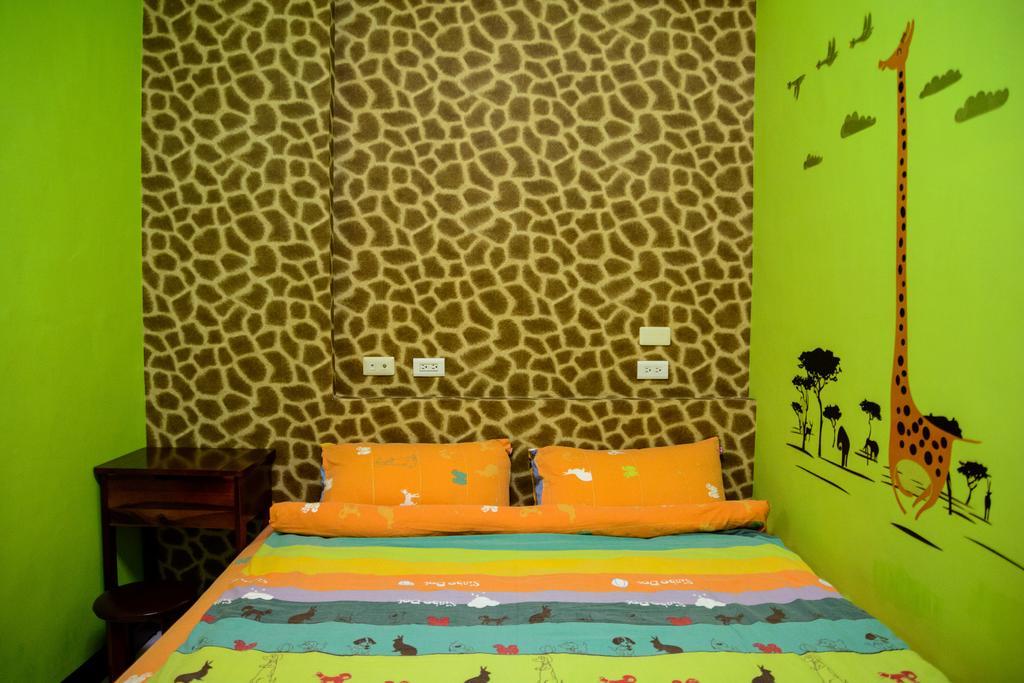 Play House Hotel Tainan Luaran gambar